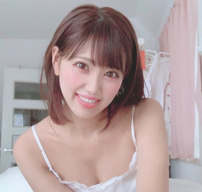 篠原冴美の霊感占いの口コミやネットの評判は 麻雀や年収についても 穂 篠原冴美の霊感占いの口コミやネットの評判は 麻雀や年収についても 穂